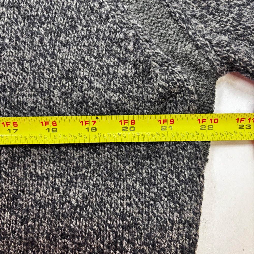 Banana Republic Mens XL V-Neck Sweater Gray Marl Knit Ribbed Trim Pullover - Picture 7 of 9